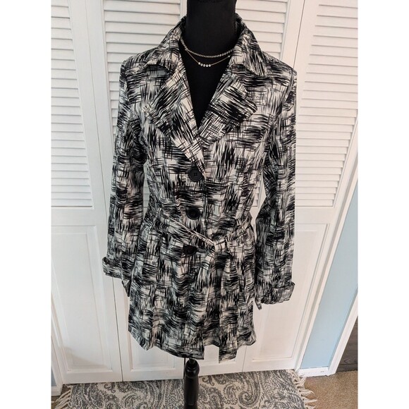 Talie Trench Coat Women's M NEW Tags Black White Geometric Belted Pockets Career - Picture 1 of 12